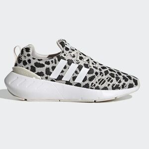 NIB. ADIDAS Big Kids’ Swift Run 22 Shoes